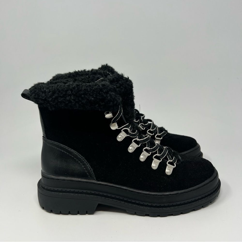 Splendid Yvonne Hiker Bootie NEW!
Size 9.5 - Picture 3 of 10